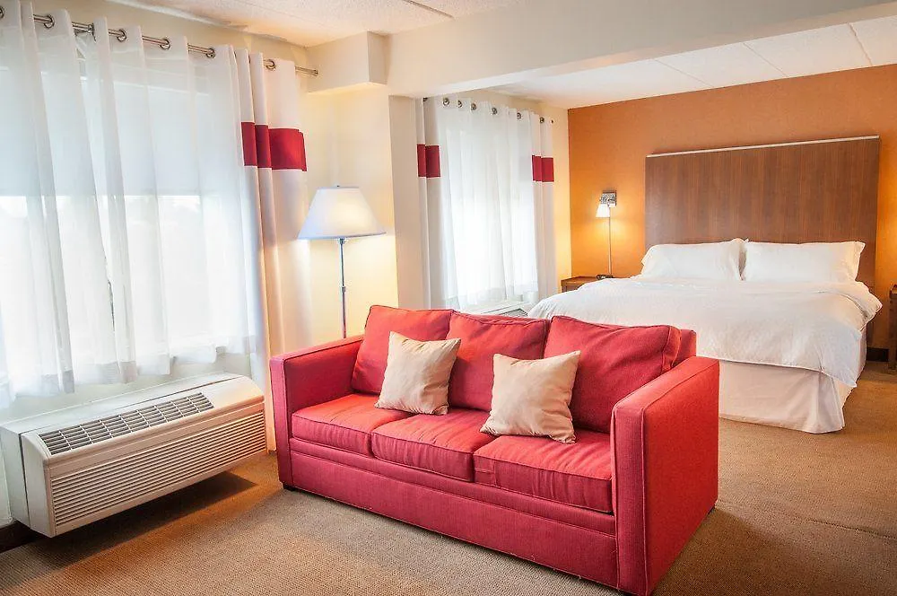 Отель Four Points By Sheraton Columbus-Polaris