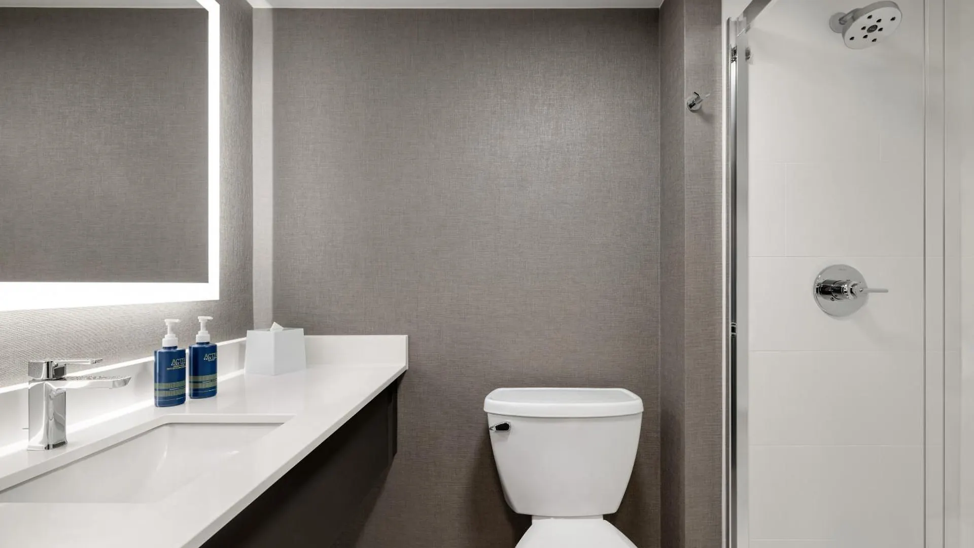Four Points By Sheraton Columbus-Polaris Hotel