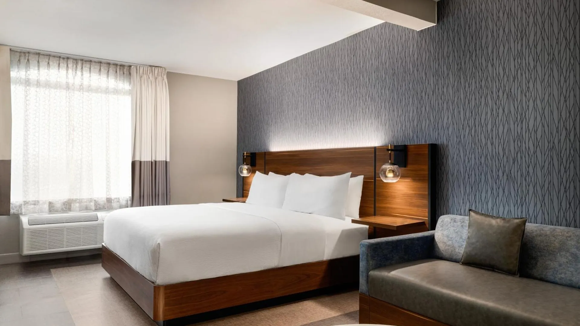 Four Points By Sheraton Columbus-Polaris